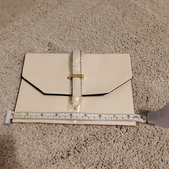 NWOT Isabelle  Clutch Purse - Picture 4 of 5